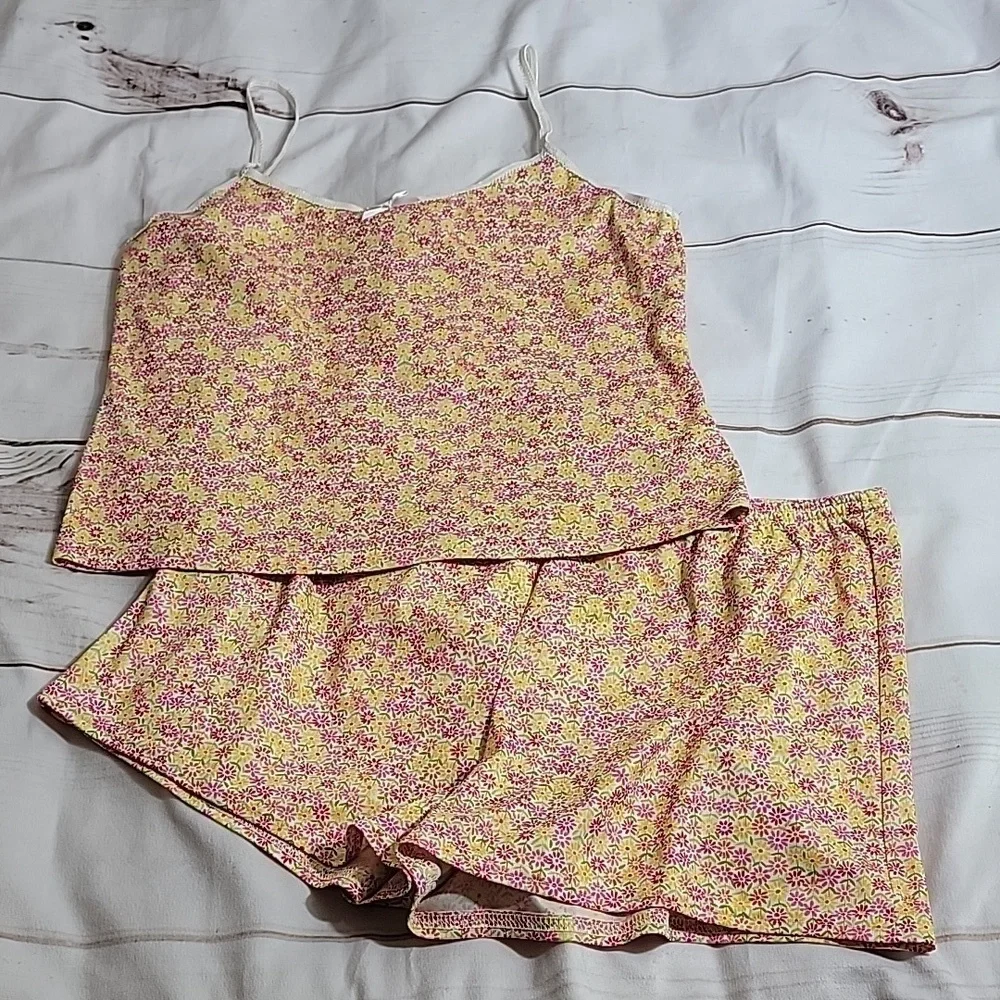 Kickback Kick Back 2000s Set Beautiful Floral Pink and Yellow 2 Piece Set Funky